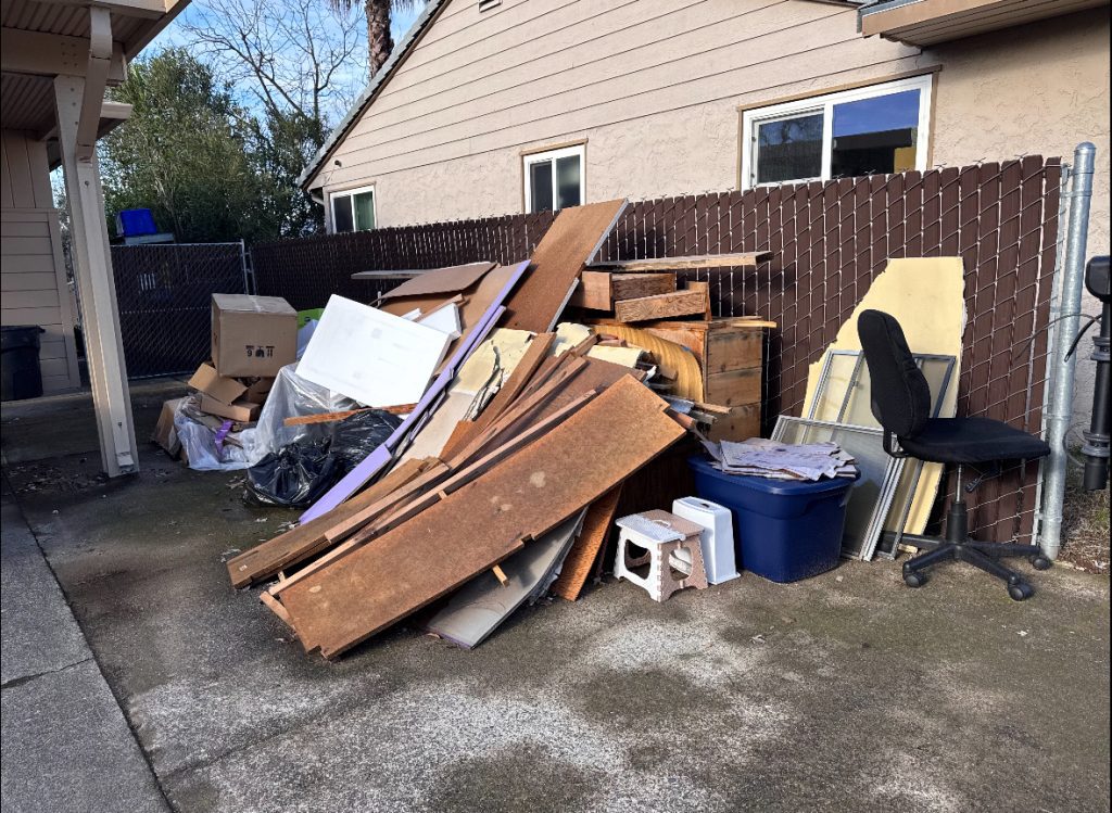 Junk Removal in Redding CA Junk Removal in Redding CA
